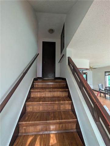 4417 N Oak Trafficway, Kansas City, MO 64116