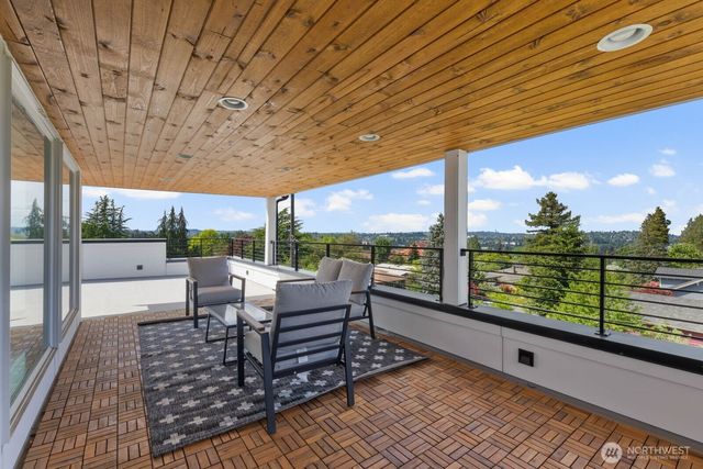6103 S Norfolk Street, Seattle, WA 98118