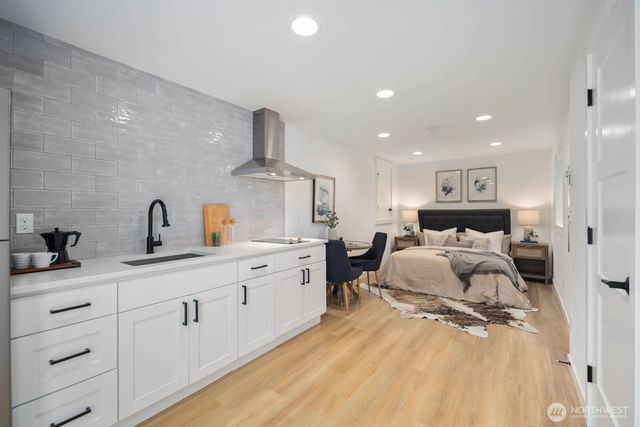 6103 S Norfolk Street, Seattle, WA 98118