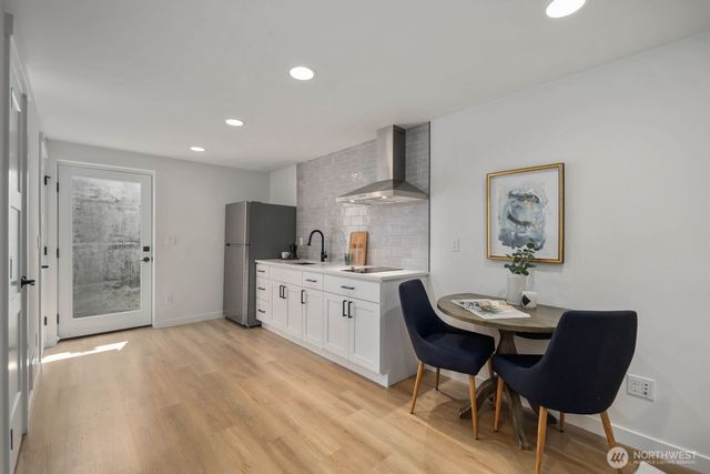 6103 S Norfolk Street, Seattle, WA 98118