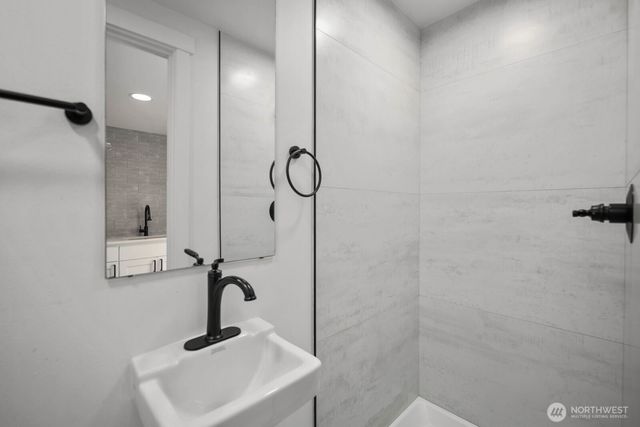 6103 S Norfolk Street, Seattle, WA 98118