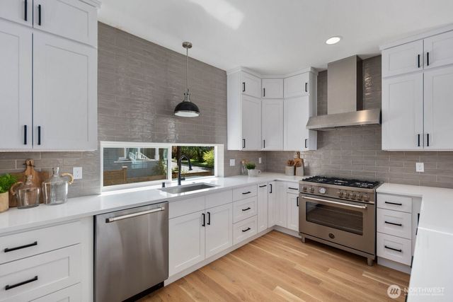 6103 S Norfolk Street, Seattle, WA 98118