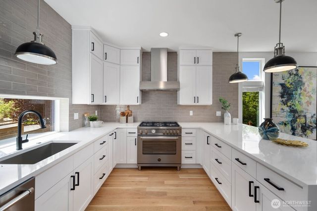 6103 S Norfolk Street, Seattle, WA 98118