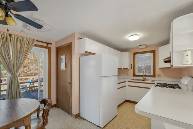 45 Whittier Drive, Fremont, NH 03044