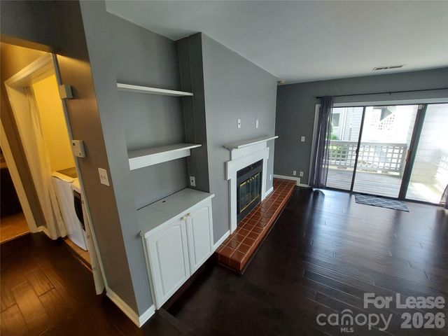 226 Queens Road 68, Charlotte, NC 28204