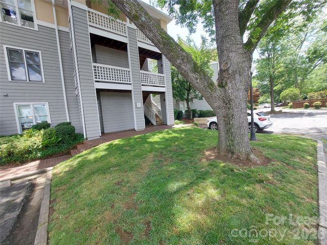 226 Queens Road 68, Charlotte, NC 28204