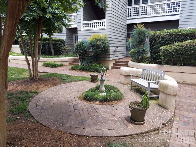 226 Queens Road 68, Charlotte, NC 28204