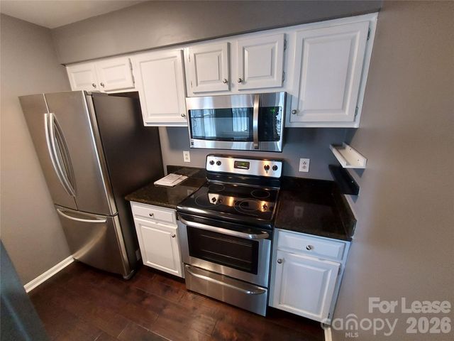 226 Queens Road 68, Charlotte, NC 28204