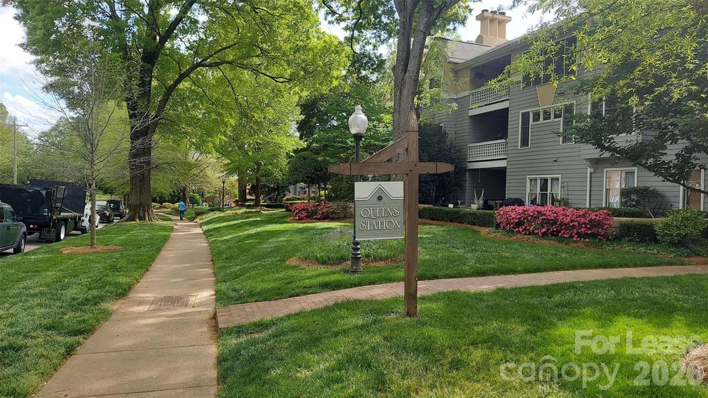 226 Queens Road 68, Charlotte, NC 28204