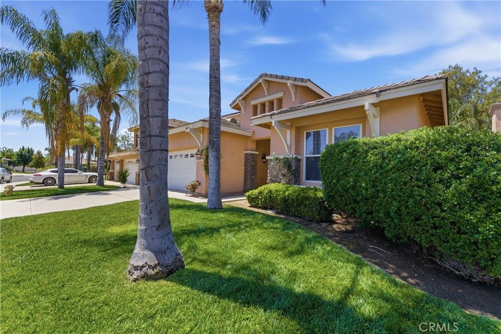 Image 2 of property listing at 29655 Painted Desert, Menifee, CA 92584