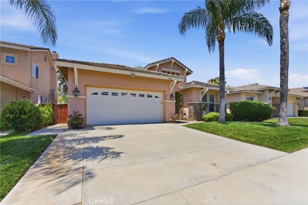 Image 3 of property listing at 29655 Painted Desert, Menifee, CA 92584