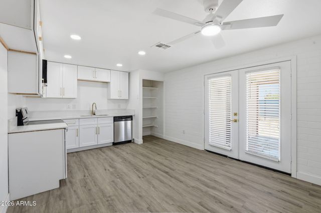 4421 N 71st Drive, Phoenix, AZ 85033