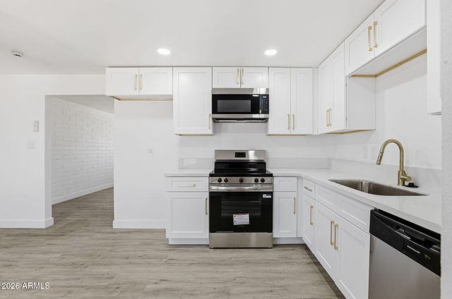 4421 N 71st Drive, Phoenix, AZ 85033