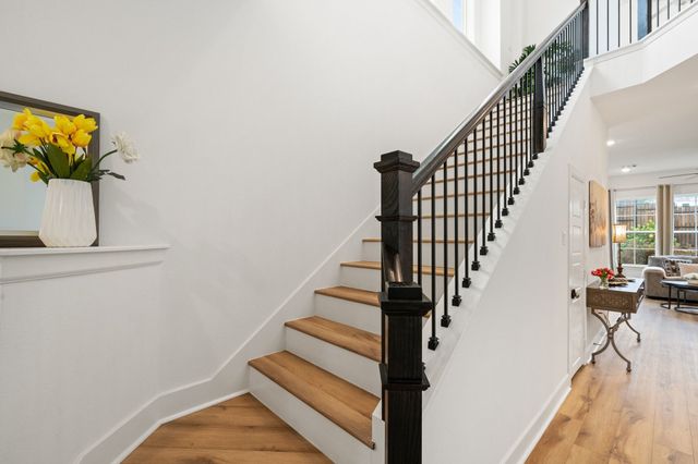 2014 White Grove Drive, Dallas, TX 75228