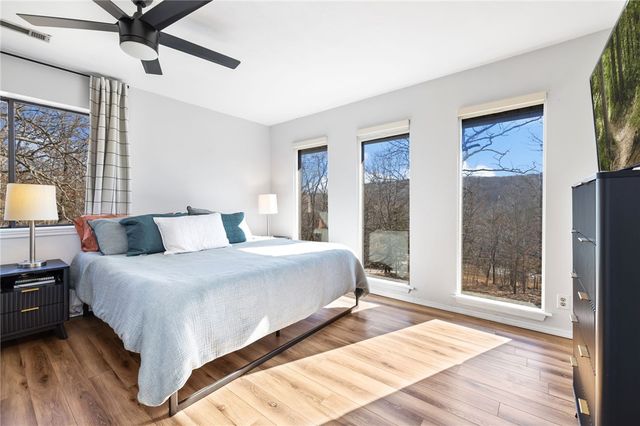 14404 Black Oak Road, Fayetteville, AR 72701