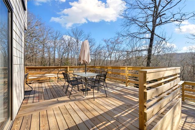 14404 Black Oak Road, Fayetteville, AR 72701