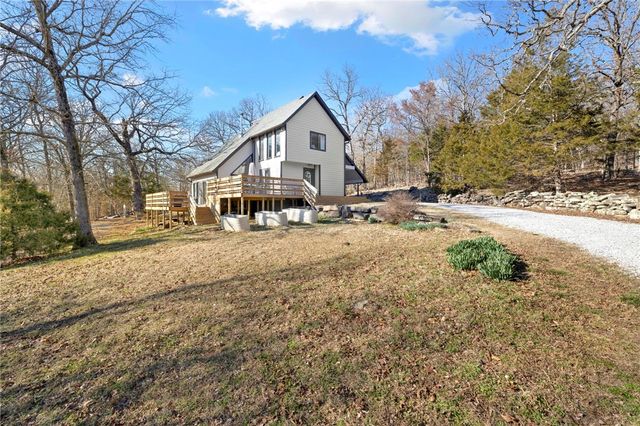 14404 Black Oak Road, Fayetteville, AR 72701