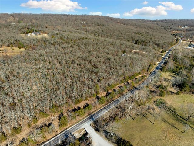 14404 Black Oak Road, Fayetteville, AR 72701