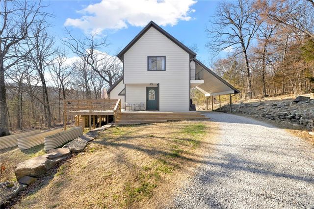 14404 Black Oak Road, Fayetteville, AR 72701