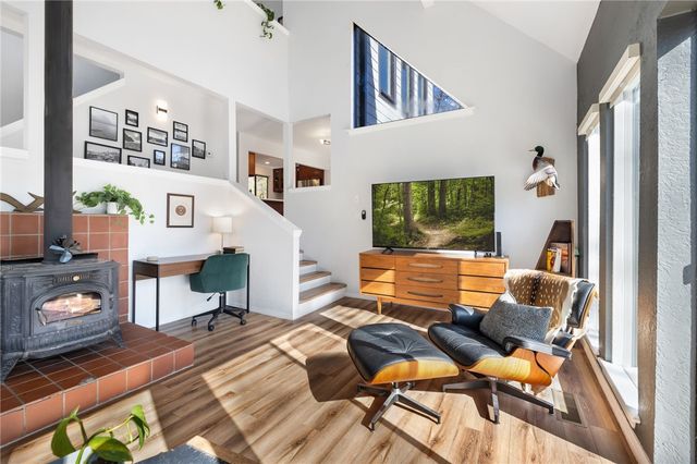 14404 Black Oak Road, Fayetteville, AR 72701