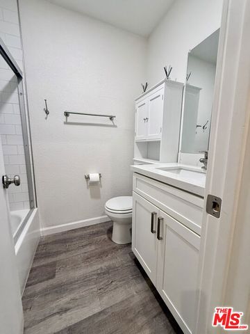 1222 Olive Dr 105, West Hollywood, CA 90069