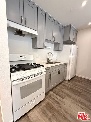 1222 Olive Dr 105, West Hollywood, CA 90069