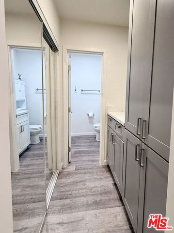 1222 Olive Dr 105, West Hollywood, CA 90069