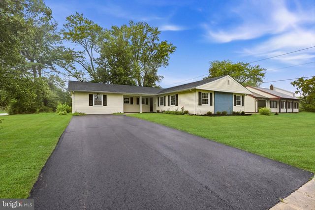 35 EAGEN LN, Willingboro, NJ 08046