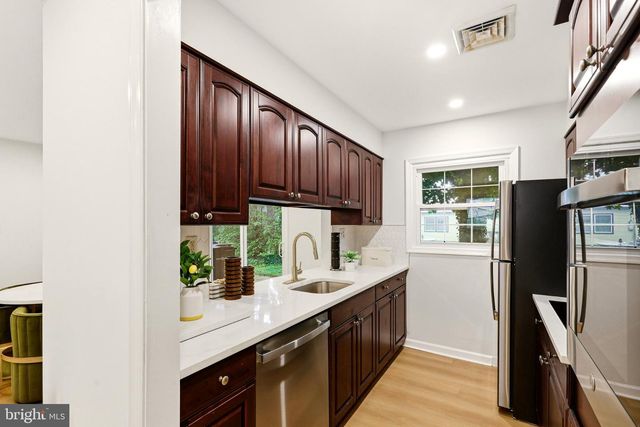 35 EAGEN LN, Willingboro, NJ 08046