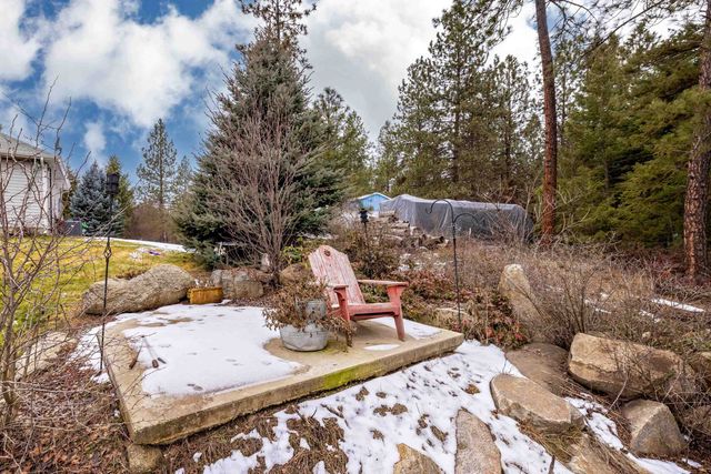 32410 N Ridge Rd, Chattaroy, WA 99003