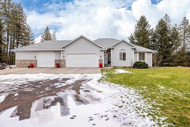 32410 N Ridge Rd, Chattaroy, WA 99003