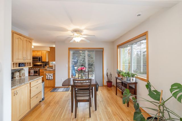 32410 N Ridge Rd, Chattaroy, WA 99003