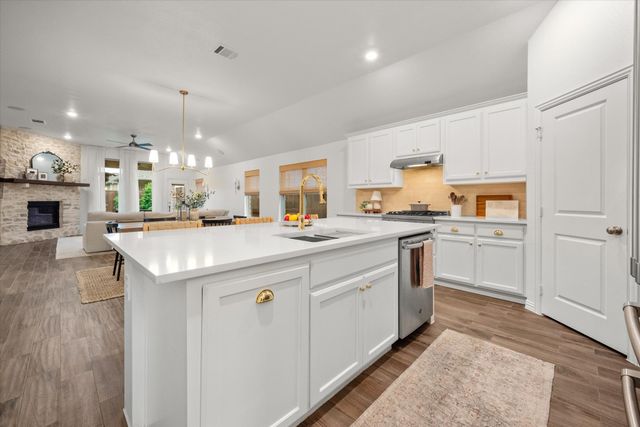 2204 Saratoga Drive, Melissa, TX 75454