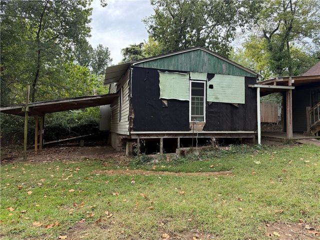 2449 McKinley Avenue, Kansas City, MO 64129