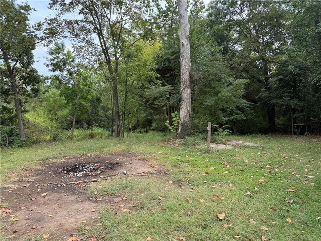 2449 McKinley Avenue, Kansas City, MO 64129