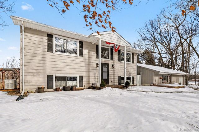 205 Gerst Road, Addison Township, MI 48367