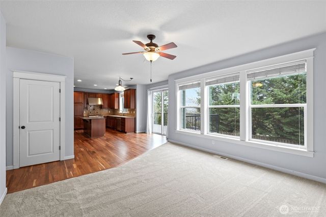 2707 NE 159th Circle, Ridgefield, WA 98642