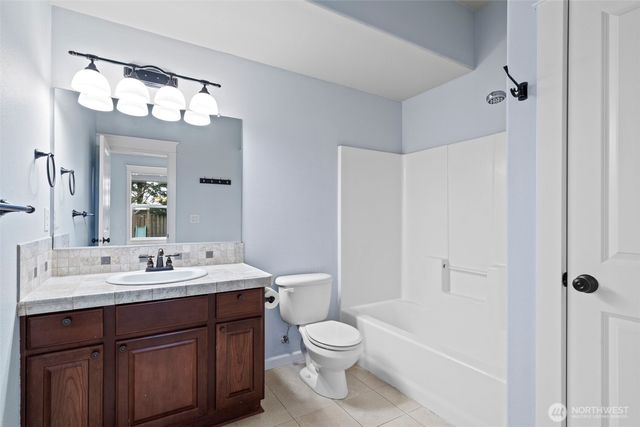 2707 NE 159th Circle, Ridgefield, WA 98642