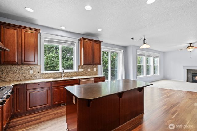 2707 NE 159th Circle, Ridgefield, WA 98642
