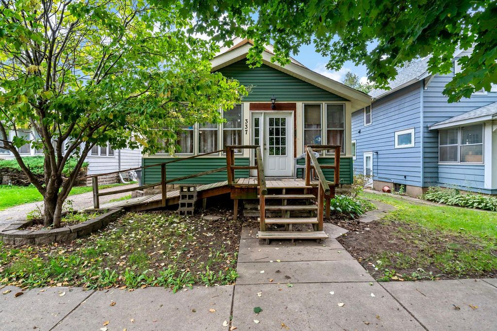 337 Winona Street W, Saint Paul, MN 55107