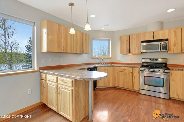 6474 E Finger Lake View Drive, Wasilla, AK 99654