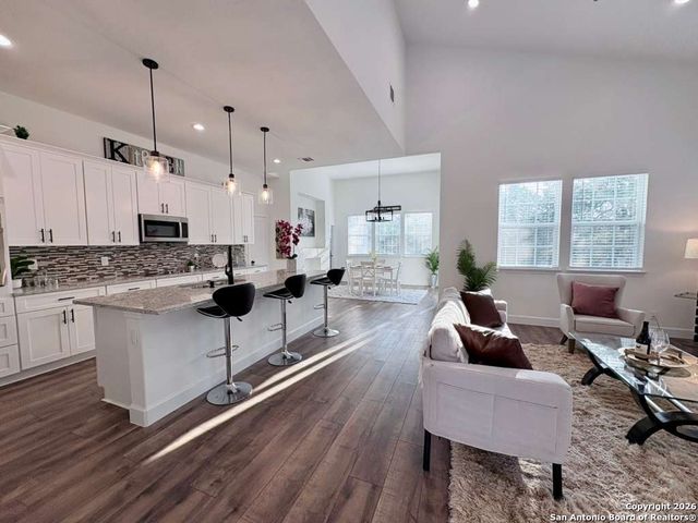 1064 OVERBROOK LN, Spring Branch, TX 78070