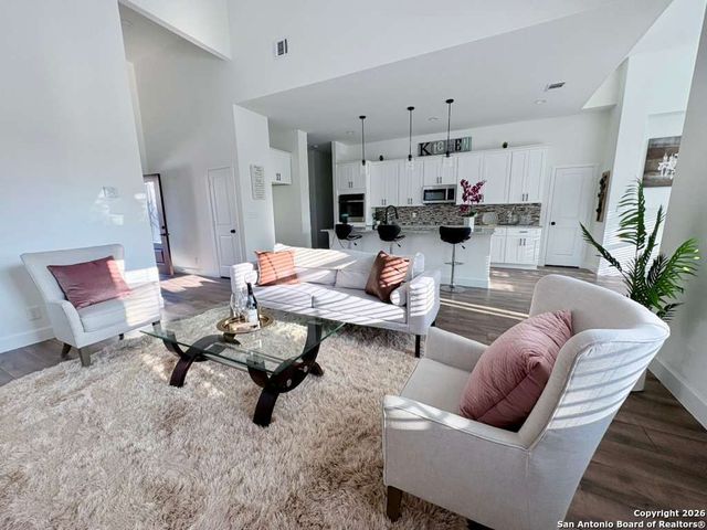 1064 OVERBROOK LN, Spring Branch, TX 78070