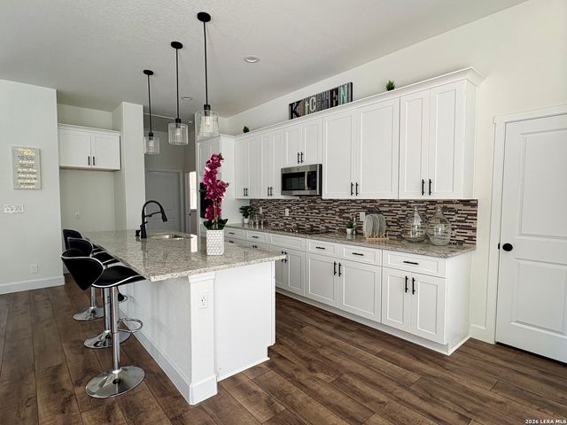 1064 OVERBROOK LN, Spring Branch, TX 78070