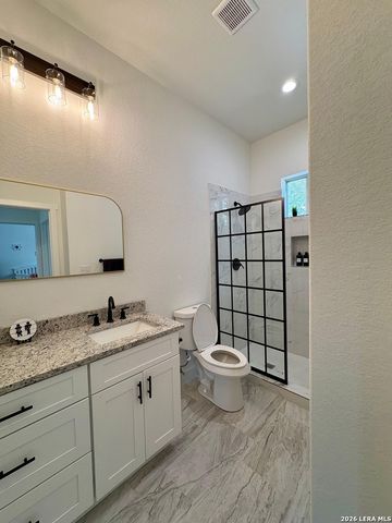 1064 OVERBROOK LN, Spring Branch, TX 78070