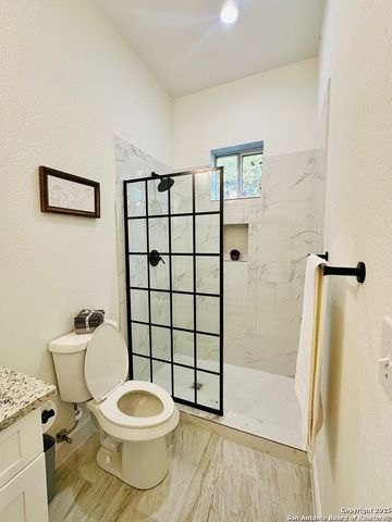 1064 OVERBROOK LN, Spring Branch, TX 78070