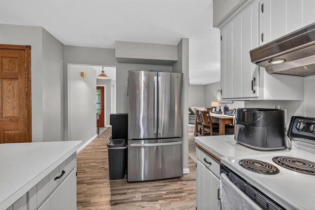 573 Jordan CIRCLE, Colgate, WI 53017