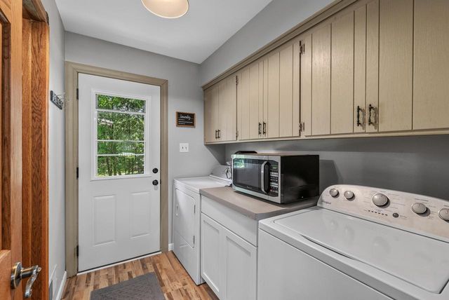 573 Jordan CIRCLE, Colgate, WI 53017