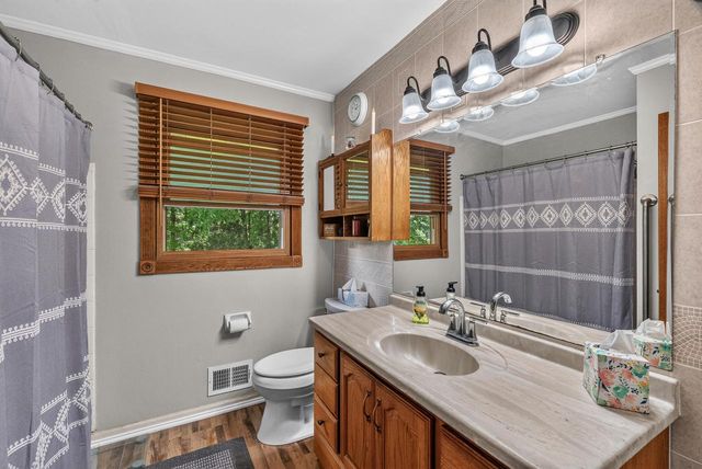 573 Jordan CIRCLE, Colgate, WI 53017