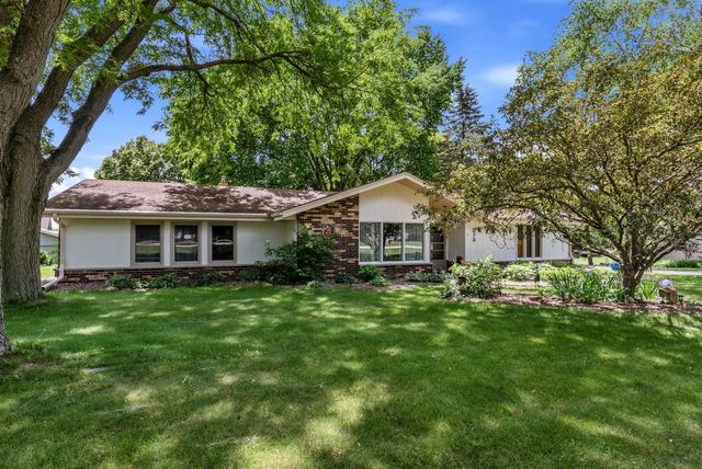 573 Jordan CIRCLE, Colgate, WI 53017